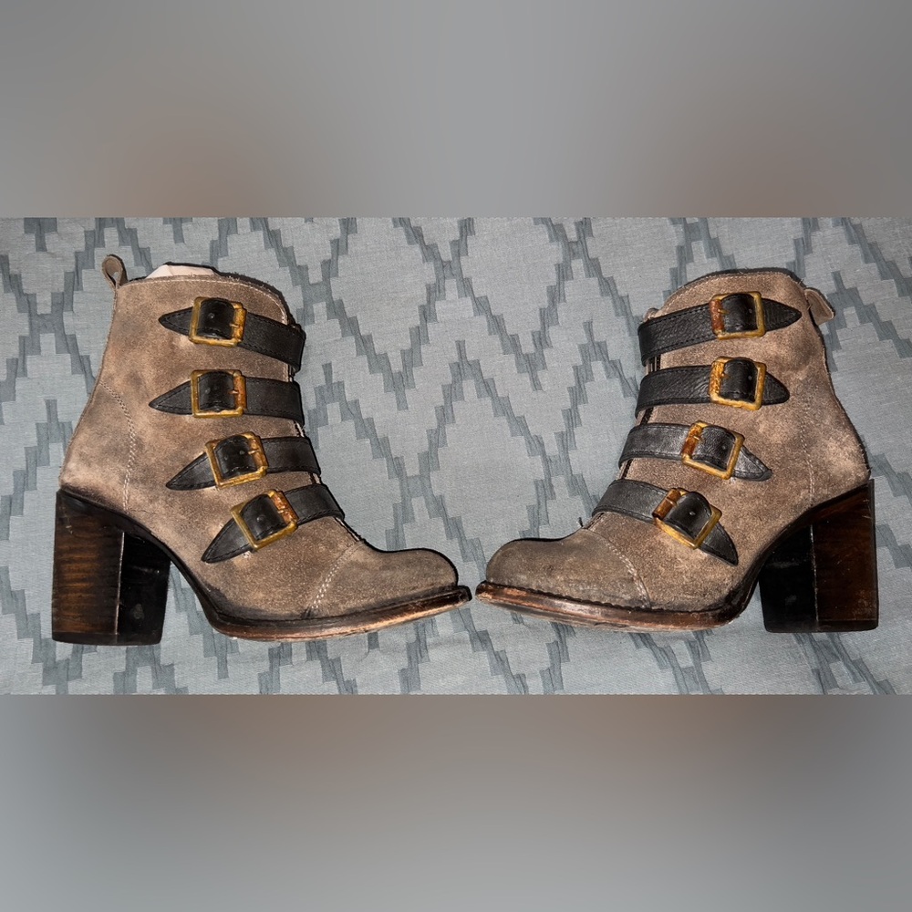 Freebird by Steven OG Banjo Suede Boots Straps Buckles Leather Size 7 Bootie